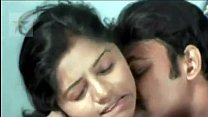 Индийское порно, как парень пытается выпросить секс